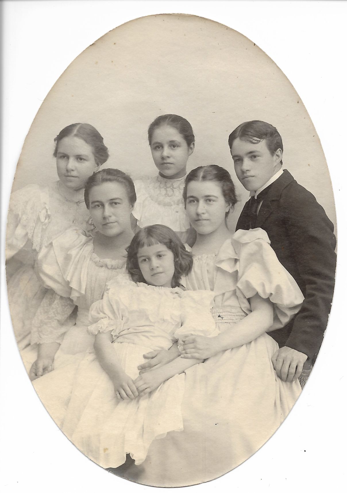 Hopkins Children c.1890.jpeg